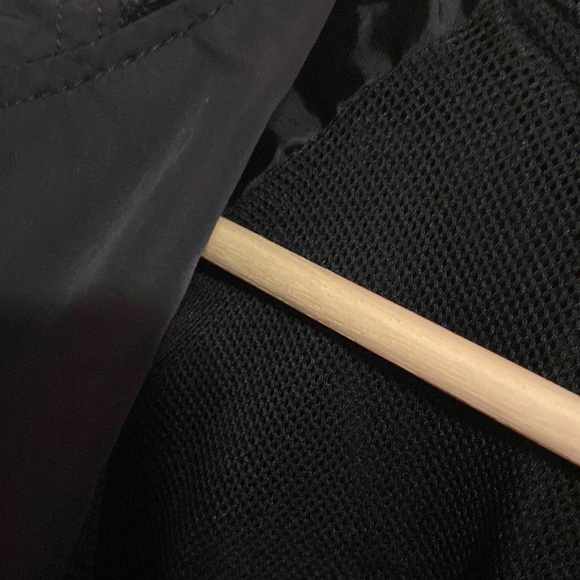 ✨3/$40✨ Water-Resistant Light Jacket - Picture 7 of 7